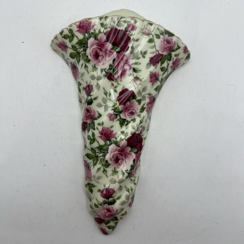 Vintage Ceramic Swirl Chintz Pink Floral Wall Pocket Vase 7" Red Pink Roses
